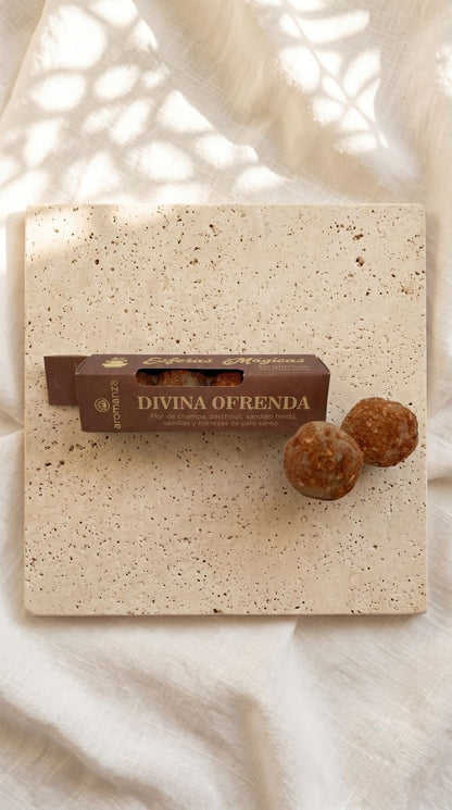 Esferas Mágicas Divina Ofrenda: Reverencia Mística y Consuelo del Alma | 4 Bombitas de Defumación