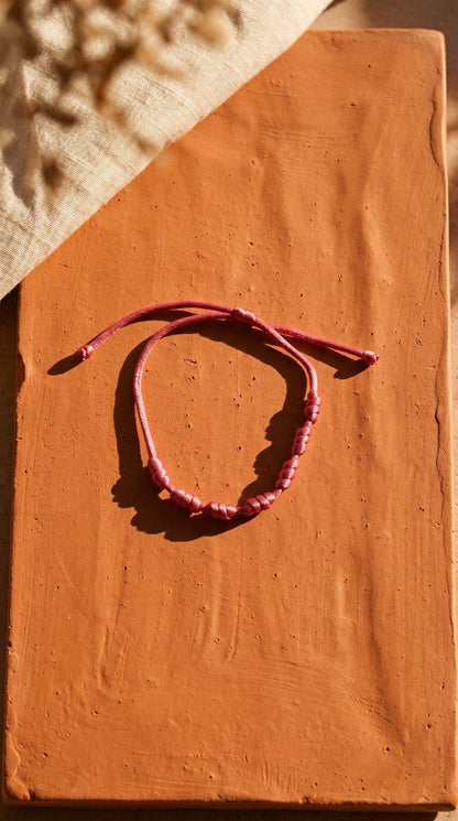 Pulsera de 7 Nudos Cuerda Rosa: Amor Incondicional, Conexión Humana y Plenitud Emocional (Amuleto Ancestral)